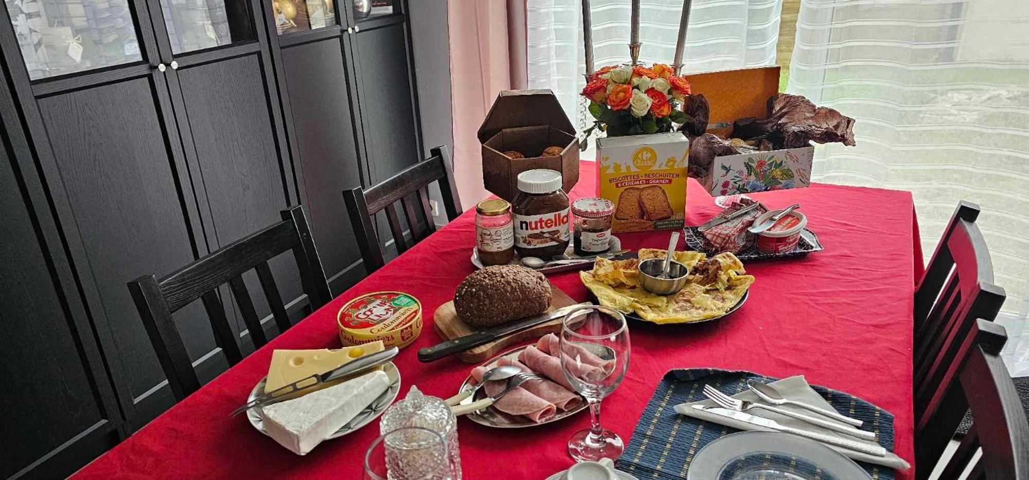 Comme A La Maison Monnaie 外观 照片